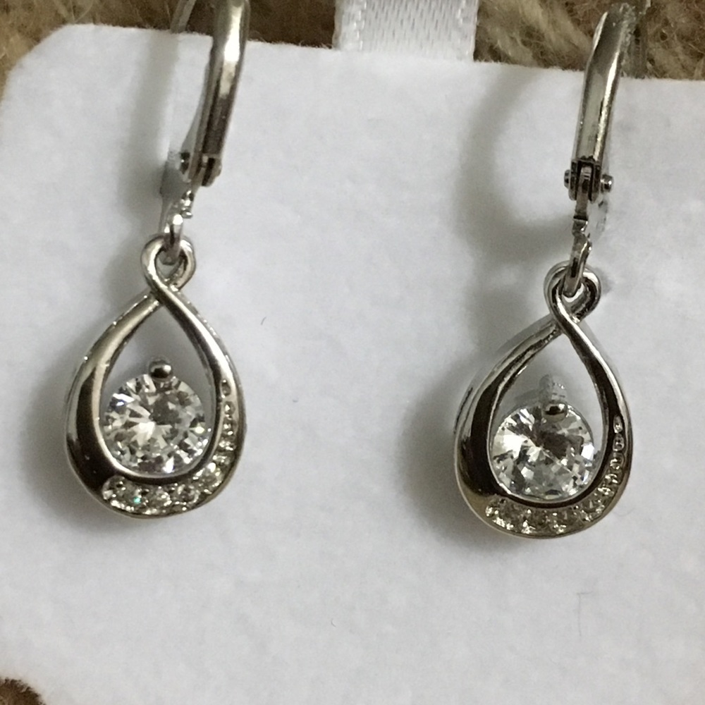 SOLD - New Silver crystal earrings